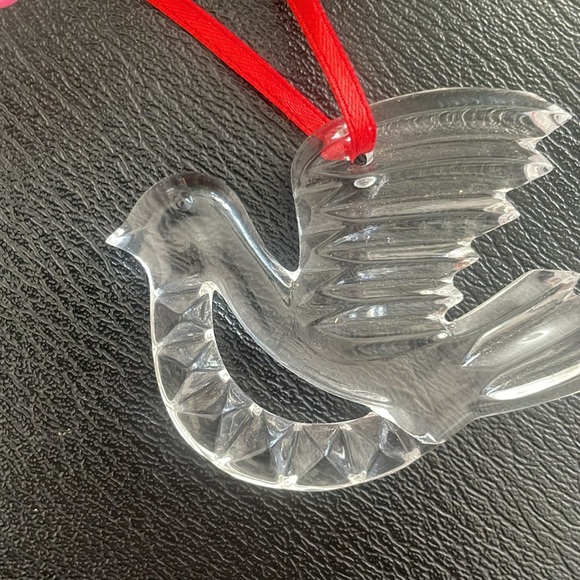 Elegant Crystal Dove Ornament - Perfect for Holiday Decor! - Picture 8 of 9